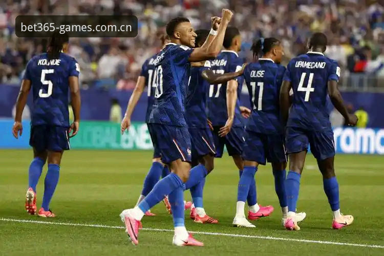法国队3-0背后的效率革命：从姆巴佩16球看世界杯进球趋势的全面解析